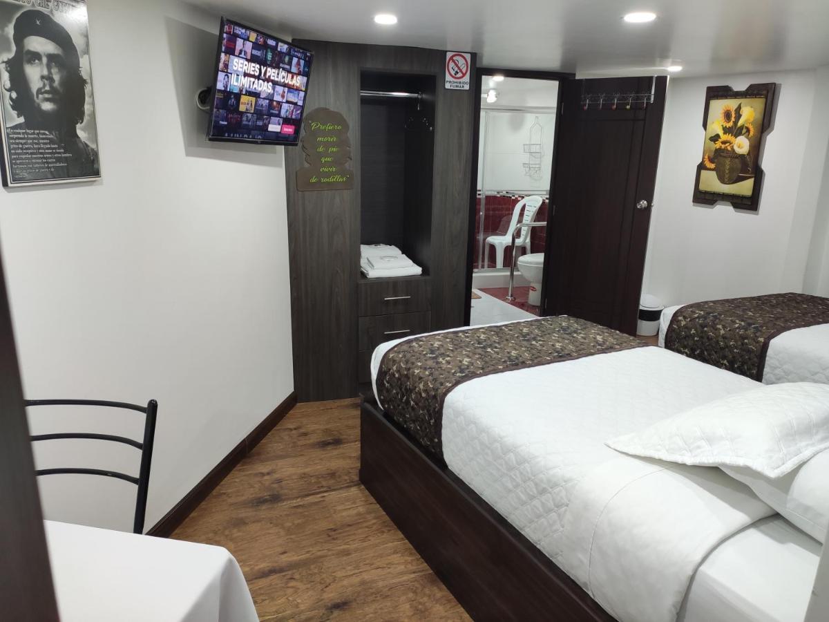 Hotel El Che No Apto Para Corruptos Azogues Zewnętrze zdjęcie